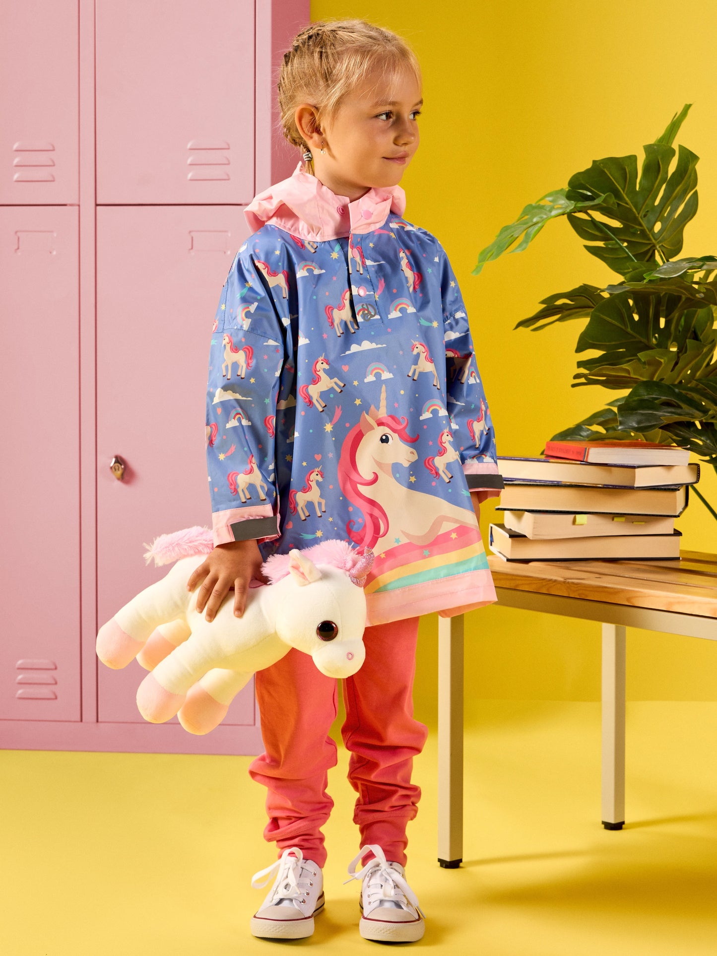 Poncho antipioggia per bambini con un unicorno del buon umore