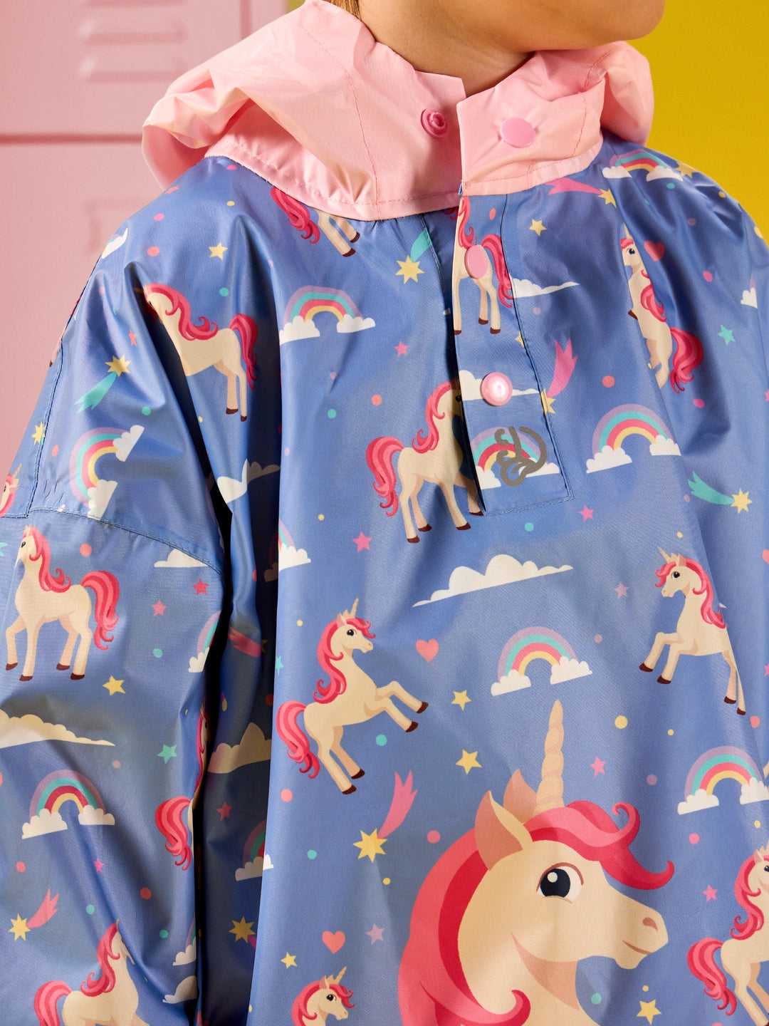 Poncho antipioggia per bambini con un unicorno del buon umore