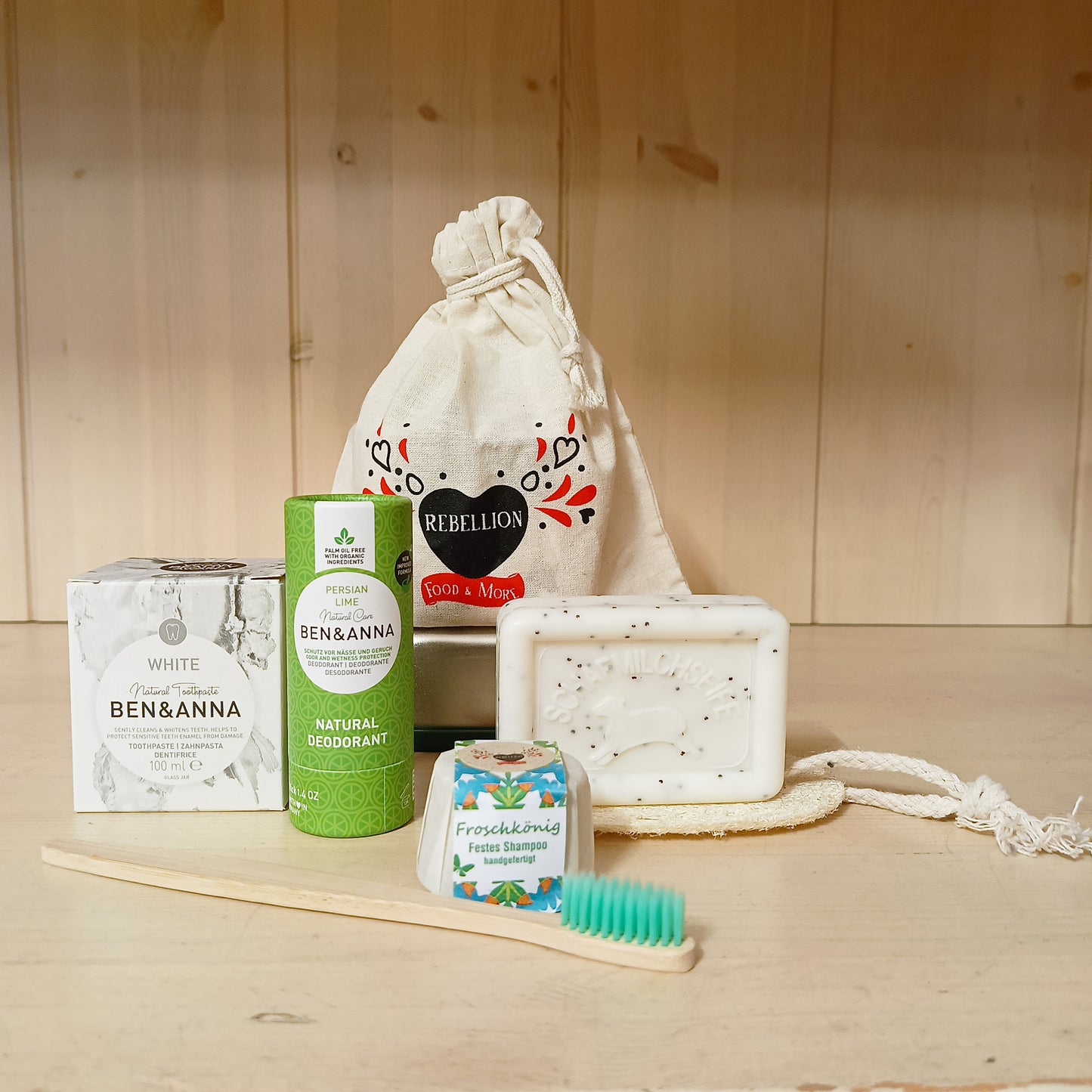 Set iniziale per un bagno senza plastica