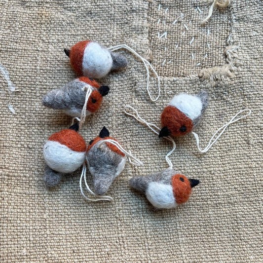 Rotkehlchen aus Wolle Gry & Sif