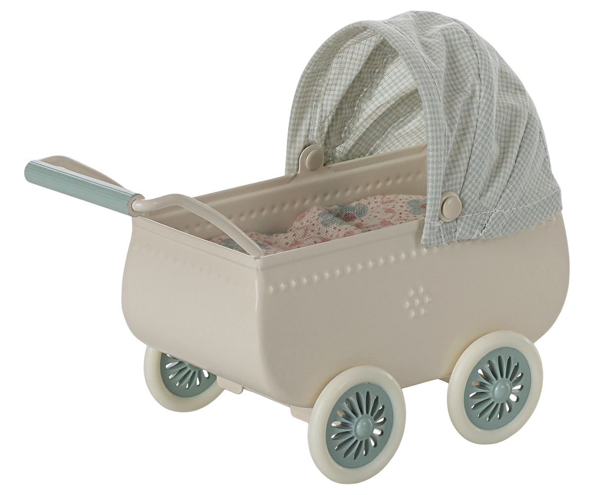 Kinderwagen mit Baby Maus Maileg
