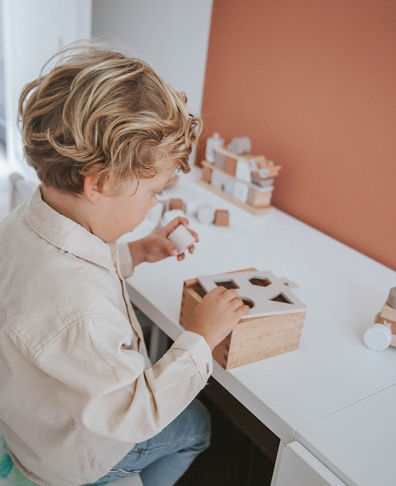 Gioco plug-in a forma di legno