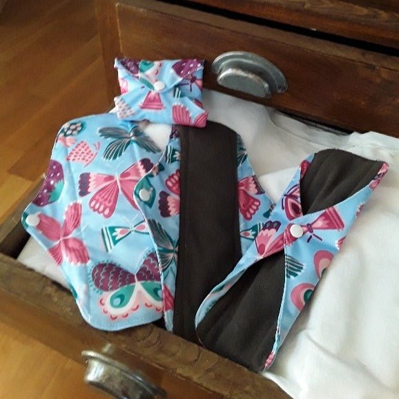 Waschbare Slipeinlage mit verschiedenen Motiven-Binden-Rebellion-Brixen