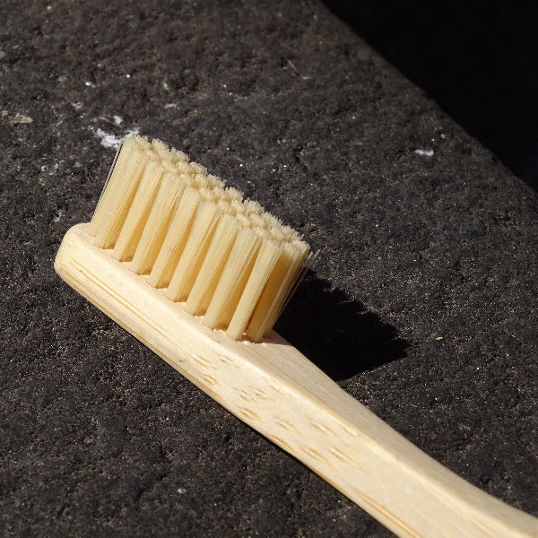 Zahnbürste Bambus *-Zahnbürste-Rebellion-Brixen
