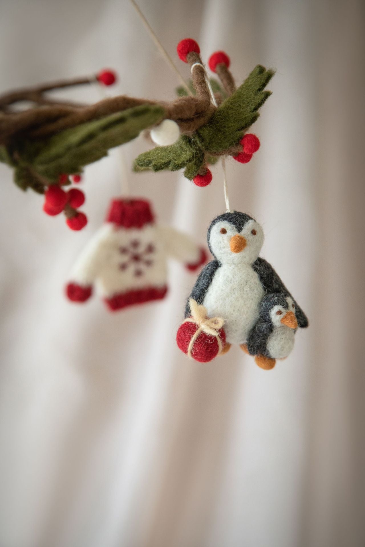 Pinguin mit Baby aus Wolle Gry & Sif