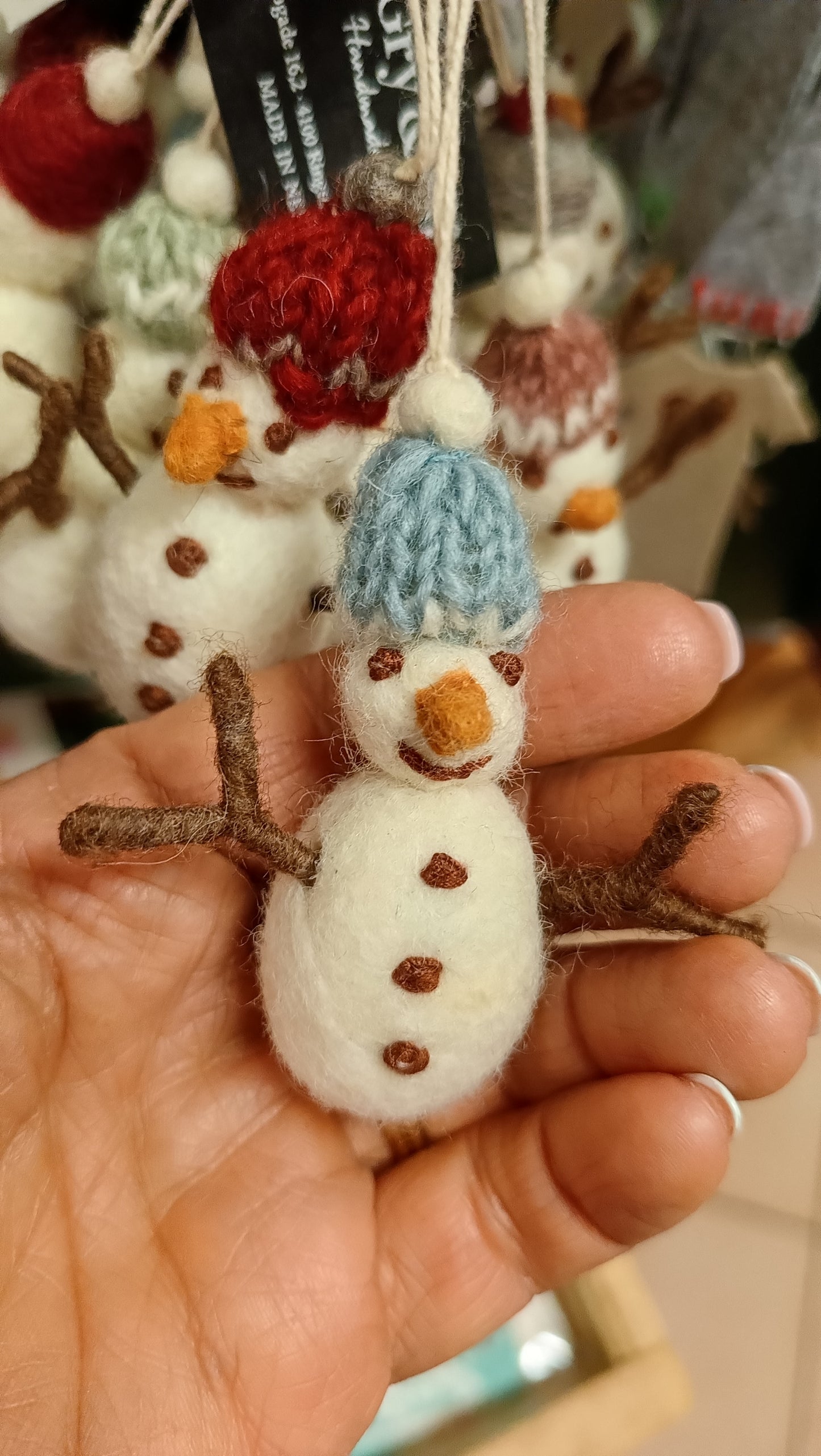 Schneemänner aus Wolle Gry & Sif